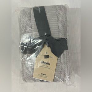 West Elm sham king size‎